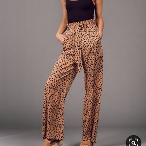 Super High Waisted/ wide leg Leopard Print Pabrs